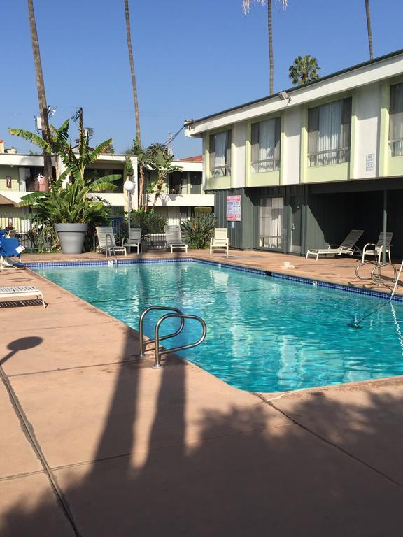 Vagabond Inn Los Angeles At Usc Екстериор снимка
